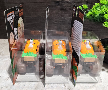 Limited Edition 1:64 Peanuts® Halloween Edition Exclusive READY TO SHIP 1/10000